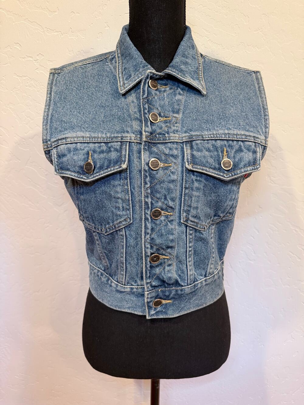 Road Rags Denim Vest Women’s M Blue Acid Wash Cropped Jean Moto Biker Vintage
